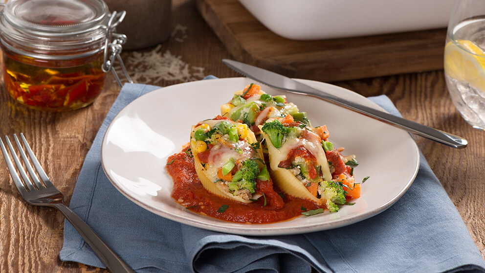 Image of Pasta Shells Stuffed with Ricotta, Turkey and Vegetables Recipe